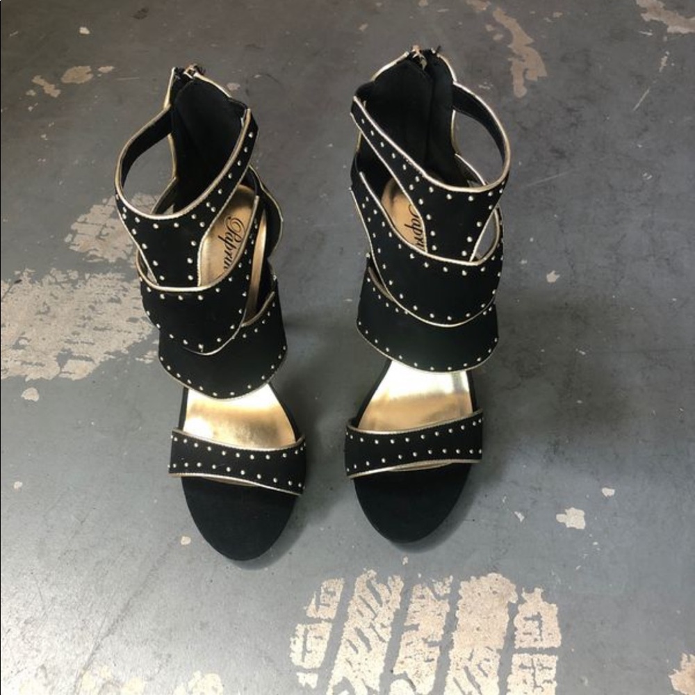 Black heels